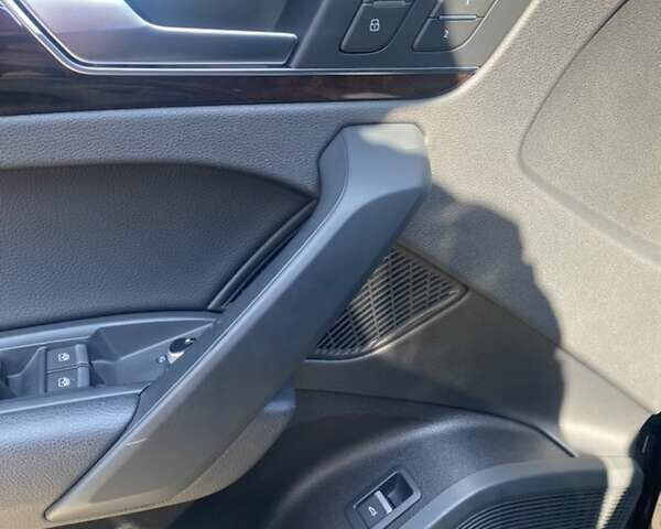 Синий Ауди Ку 5, объемом двигателя 1.98 л и пробегом 53 тыс. км за 28000 $, фото 43 на Automoto.ua