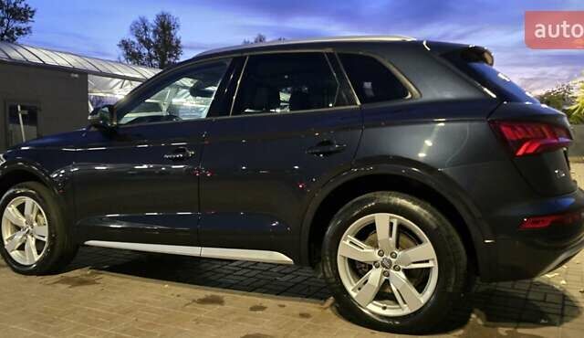 Синий Ауди Ку 5, объемом двигателя 2 л и пробегом 150 тыс. км за 22500 $, фото 4 на Automoto.ua