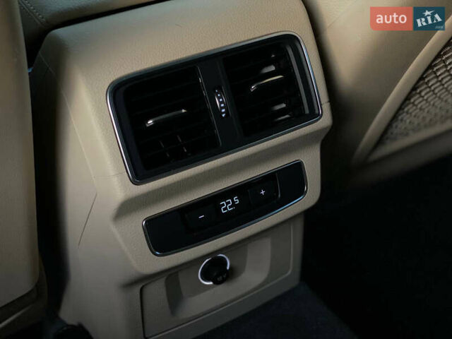 Синий Ауди Ку 5, объемом двигателя 1.98 л и пробегом 83 тыс. км за 27900 $, фото 8 на Automoto.ua