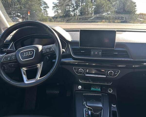 Синій Ауді Ку 5, об'ємом двигуна 1.98 л та пробігом 114 тис. км за 25500 $, фото 11 на Automoto.ua