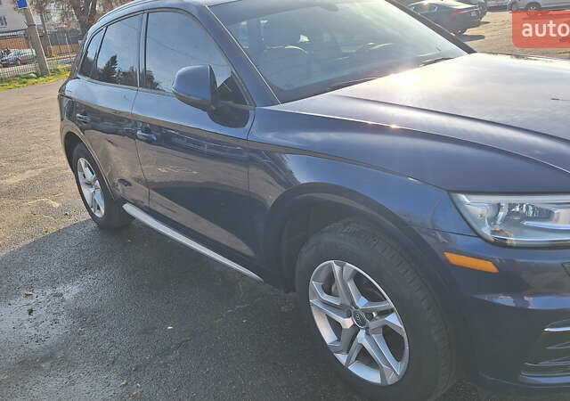 Синий Ауди Ку 5, объемом двигателя 1.98 л и пробегом 205 тыс. км за 16700 $, фото 1 на Automoto.ua