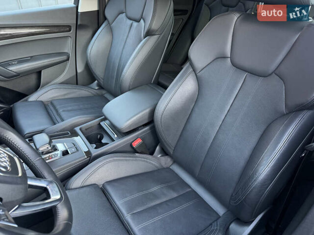 Синій Ауді Ку 5, об'ємом двигуна 2 л та пробігом 176 тис. км за 24499 $, фото 27 на Automoto.ua