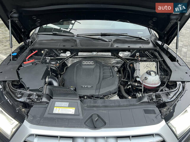 Синій Ауді Ку 5, об'ємом двигуна 2 л та пробігом 104 тис. км за 24999 $, фото 42 на Automoto.ua