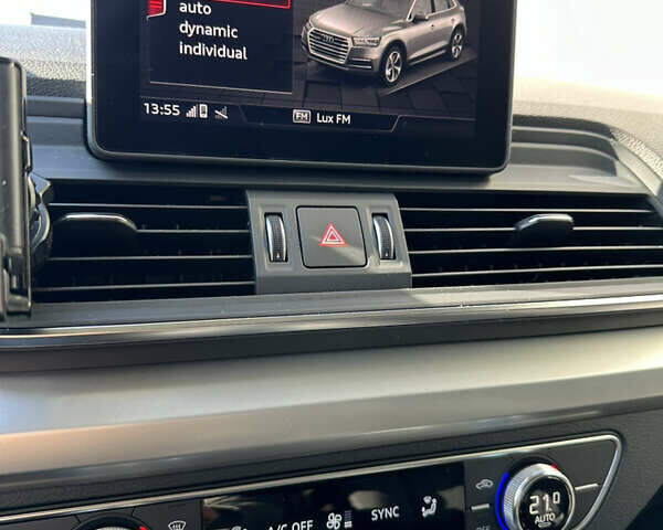 Синий Ауди Ку 5, объемом двигателя 1.97 л и пробегом 230 тыс. км за 27900 $, фото 42 на Automoto.ua