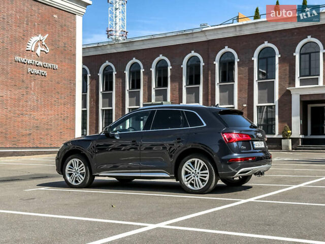 Синій Ауді Ку 5, об'ємом двигуна 2 л та пробігом 86 тис. км за 32999 $, фото 6 на Automoto.ua