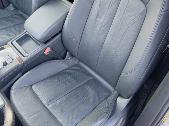 Синий Ауди Ку 5, объемом двигателя 2 л и пробегом 147 тыс. км за 27800 $, фото 12 на Automoto.ua