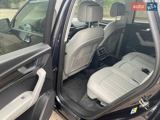 Синій Ауді Ку 5, об'ємом двигуна 2 л та пробігом 150 тис. км за 21999 $, фото 12 на Automoto.ua