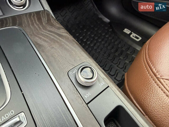 Синий Ауди Ку 5, объемом двигателя 2 л и пробегом 177 тыс. км за 24799 $, фото 54 на Automoto.ua