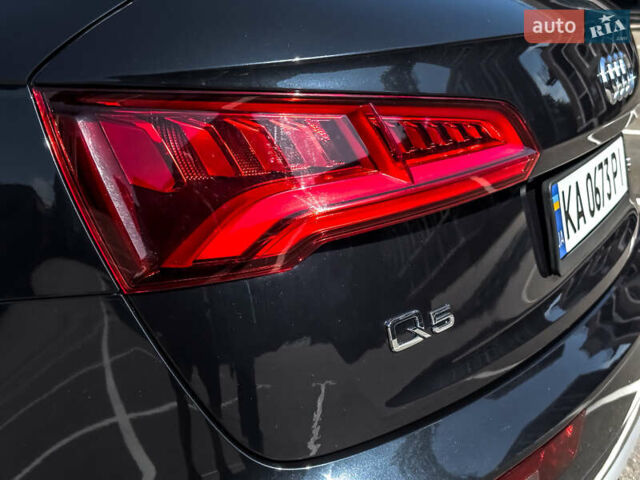 Синій Ауді Ку 5, об'ємом двигуна 2 л та пробігом 86 тис. км за 32999 $, фото 23 на Automoto.ua