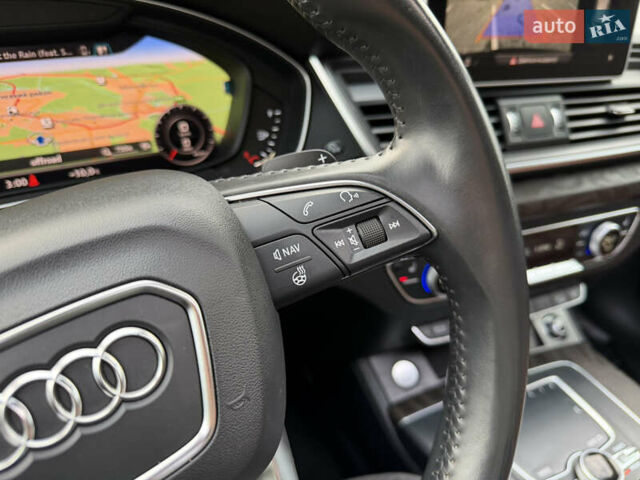 Синий Ауди Ку 5, объемом двигателя 2 л и пробегом 177 тыс. км за 24799 $, фото 41 на Automoto.ua