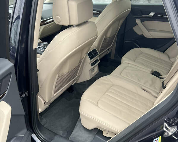 Синий Ауди Ку 5, объемом двигателя 2 л и пробегом 179 тыс. км за 23400 $, фото 10 на Automoto.ua