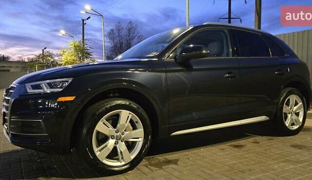 Синий Ауди Ку 5, объемом двигателя 2 л и пробегом 150 тыс. км за 22500 $, фото 2 на Automoto.ua