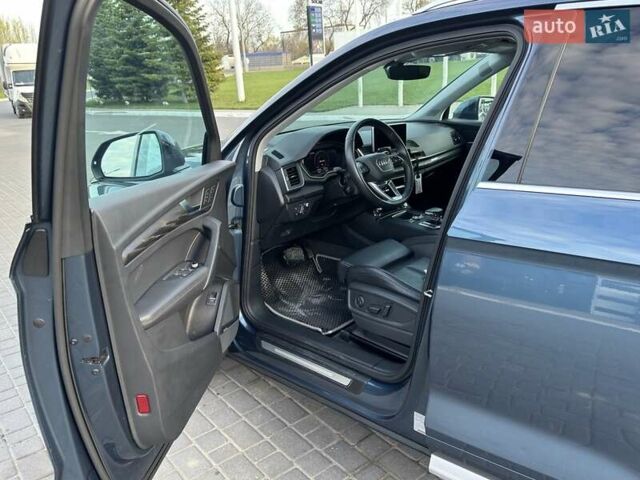 Синій Ауді Ку 5, об'ємом двигуна 1.98 л та пробігом 82 тис. км за 32000 $, фото 10 на Automoto.ua