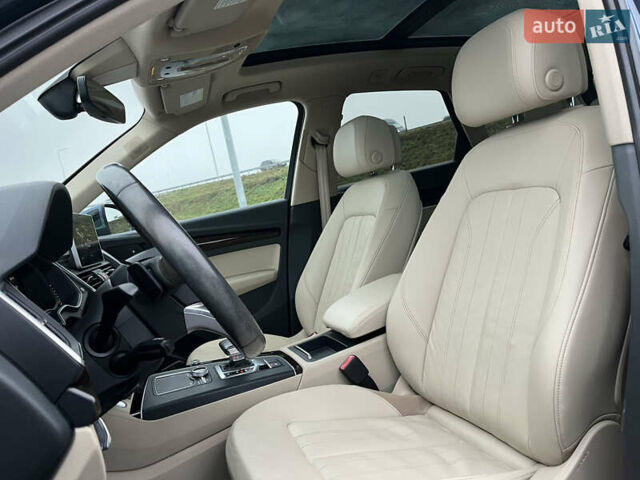 Синий Ауди Ку 5, объемом двигателя 1.98 л и пробегом 61 тыс. км за 29900 $, фото 23 на Automoto.ua