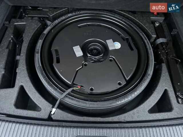 Синий Ауди Ку 5, объемом двигателя 2 л и пробегом 151 тыс. км за 23300 $, фото 43 на Automoto.ua