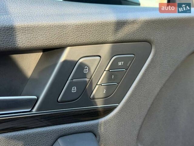 Синій Ауді Ку 5, об'ємом двигуна 1.98 л та пробігом 130 тис. км за 28000 $, фото 37 на Automoto.ua