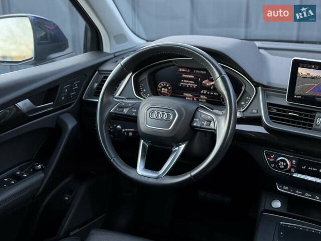 Синій Ауді Ку 5, об'ємом двигуна 2 л та пробігом 176 тис. км за 24499 $, фото 47 на Automoto.ua