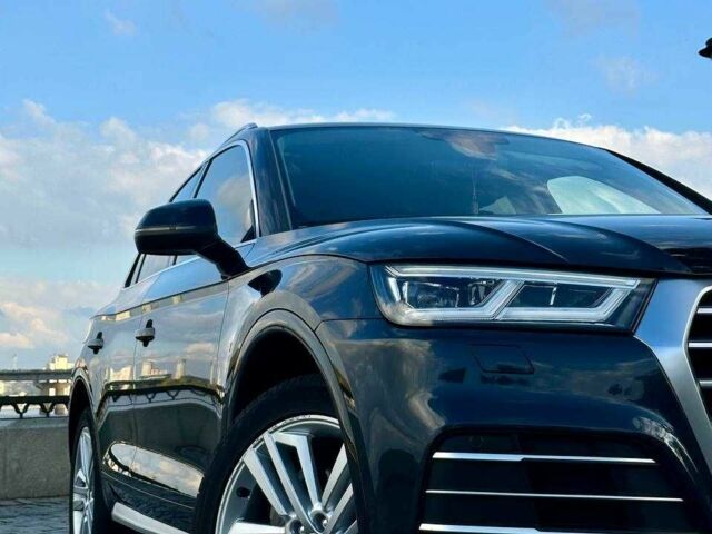 Синий Ауди Ку 5, объемом двигателя 2 л и пробегом 88 тыс. км за 28555 $, фото 5 на Automoto.ua
