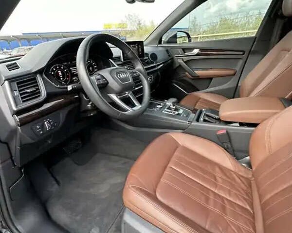 Синій Ауді Ку 5, об'ємом двигуна 1.98 л та пробігом 95 тис. км за 27500 $, фото 8 на Automoto.ua