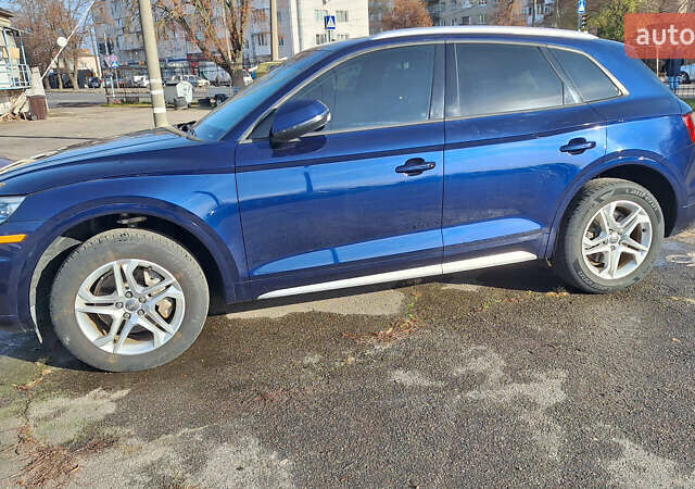 Синий Ауди Ку 5, объемом двигателя 1.98 л и пробегом 205 тыс. км за 16700 $, фото 3 на Automoto.ua