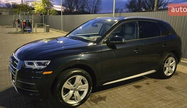 Синий Ауди Ку 5, объемом двигателя 2 л и пробегом 150 тыс. км за 22500 $, фото 10 на Automoto.ua