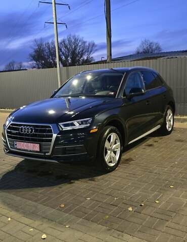 Синий Ауди Ку 5, объемом двигателя 2 л и пробегом 150 тыс. км за 22500 $, фото 25 на Automoto.ua