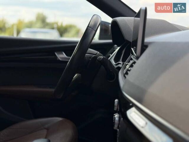 Синий Ауди Ку 5, объемом двигателя 2 л и пробегом 179 тыс. км за 22900 $, фото 70 на Automoto.ua