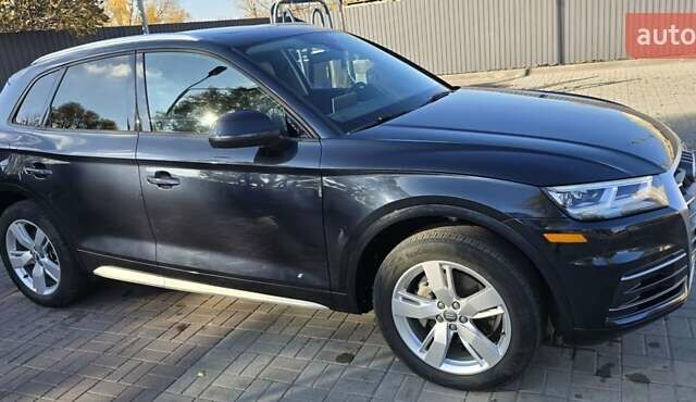 Синий Ауди Ку 5, объемом двигателя 2 л и пробегом 150 тыс. км за 22500 $, фото 36 на Automoto.ua