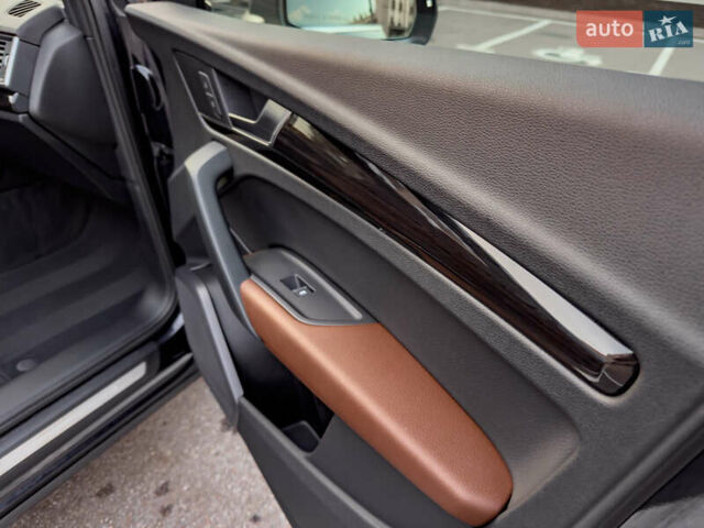 Синій Ауді Ку 5, об'ємом двигуна 2 л та пробігом 86 тис. км за 32999 $, фото 43 на Automoto.ua