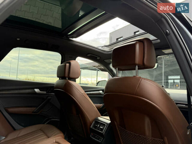 Синий Ауди Ку 5, объемом двигателя 2 л и пробегом 177 тыс. км за 24799 $, фото 76 на Automoto.ua