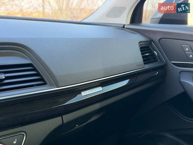 Синій Ауді Ку 5, об'ємом двигуна 1.98 л та пробігом 130 тис. км за 28000 $, фото 71 на Automoto.ua