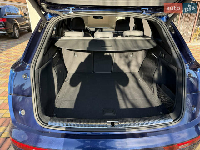 Синий Ауди Ку 5, объемом двигателя 1.97 л и пробегом 113 тыс. км за 37200 $, фото 7 на Automoto.ua