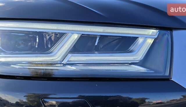 Синий Ауди Ку 5, объемом двигателя 2 л и пробегом 150 тыс. км за 22500 $, фото 33 на Automoto.ua