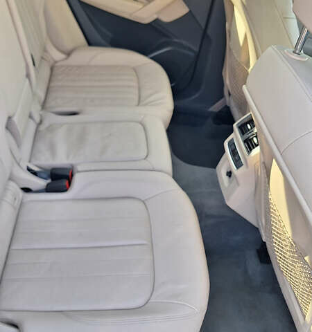 Синий Ауди Ку 5, объемом двигателя 1.98 л и пробегом 205 тыс. км за 16700 $, фото 15 на Automoto.ua