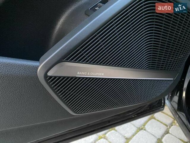 Синій Ауді Ку 5, об'ємом двигуна 2 л та пробігом 157 тис. км за 24900 $, фото 13 на Automoto.ua