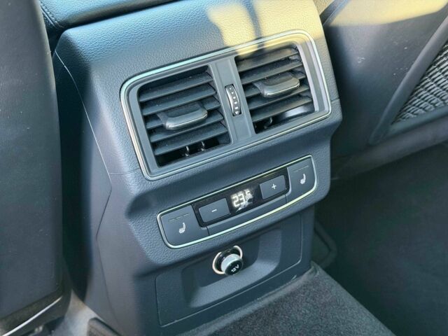 Синий Ауди Ку 5, объемом двигателя 2 л и пробегом 130 тыс. км за 28000 $, фото 15 на Automoto.ua