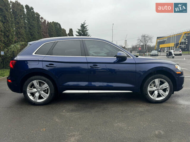 Синій Ауді Ку 5, об'ємом двигуна 2 л та пробігом 127 тис. км за 30000 $, фото 9 на Automoto.ua