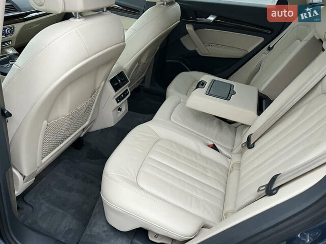 Синий Ауди Ку 5, объемом двигателя 1.98 л и пробегом 61 тыс. км за 29900 $, фото 12 на Automoto.ua