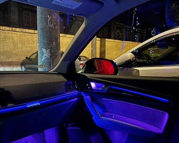 Синий Ауди Ку 5, объемом двигателя 1.98 л и пробегом 71 тыс. км за 31499 $, фото 38 на Automoto.ua