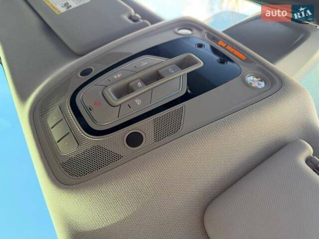 Синій Ауді Ку 5, об'ємом двигуна 1.98 л та пробігом 130 тис. км за 28000 $, фото 73 на Automoto.ua