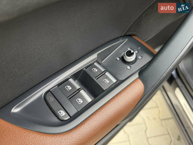 Синий Ауди Ку 5, объемом двигателя 2 л и пробегом 177 тыс. км за 24799 $, фото 29 на Automoto.ua