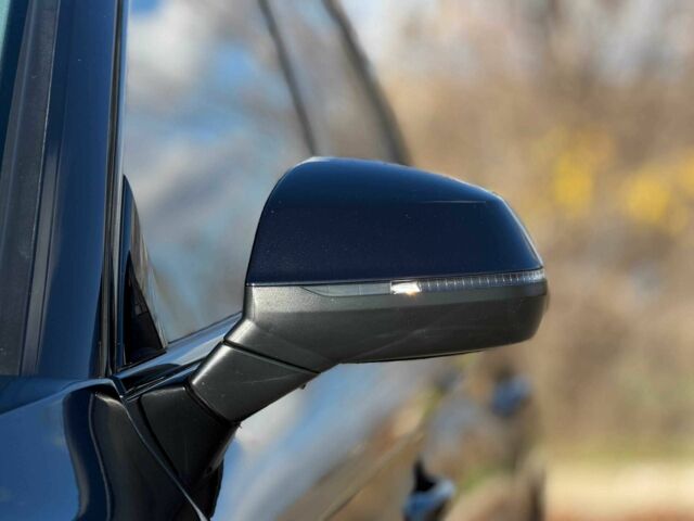 Синий Ауди Ку 5, объемом двигателя 2 л и пробегом 130 тыс. км за 28000 $, фото 4 на Automoto.ua