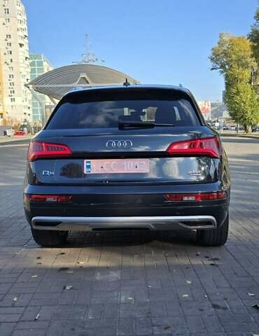 Синий Ауди Ку 5, объемом двигателя 2 л и пробегом 150 тыс. км за 22500 $, фото 41 на Automoto.ua