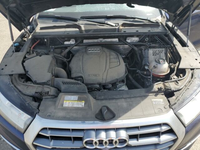 Синий Ауди Ку 5, объемом двигателя 2 л и пробегом 155 тыс. км за 20900 $, фото 11 на Automoto.ua