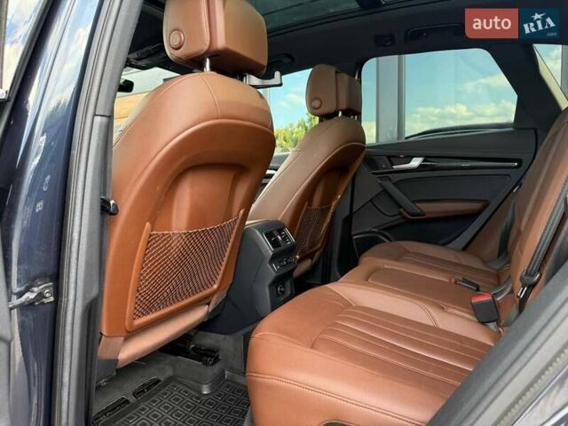 Синий Ауди Ку 5, объемом двигателя 2 л и пробегом 179 тыс. км за 22900 $, фото 47 на Automoto.ua