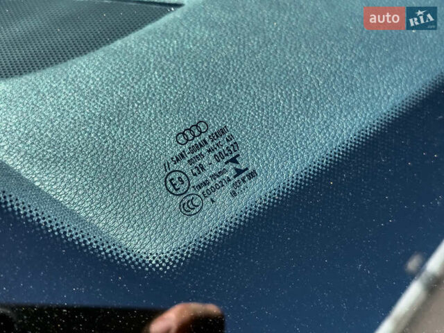 Синій Ауді Ку 5, об'ємом двигуна 2 л та пробігом 86 тис. км за 32999 $, фото 19 на Automoto.ua