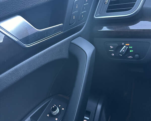 Синий Ауди Ку 5, объемом двигателя 1.98 л и пробегом 81 тыс. км за 27300 $, фото 14 на Automoto.ua