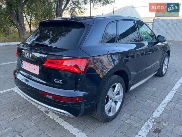 Синій Ауді Ку 5, об'ємом двигуна 2 л та пробігом 150 тис. км за 21999 $, фото 6 на Automoto.ua