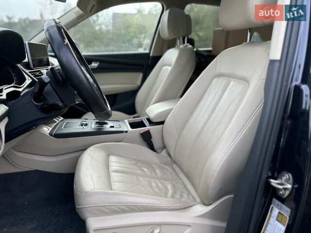 Синій Ауді Ку 5, об'ємом двигуна 1.98 л та пробігом 132 тис. км за 18000 $, фото 12 на Automoto.ua