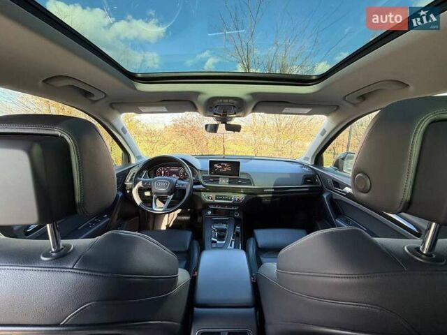 Синій Ауді Ку 5, об'ємом двигуна 1.98 л та пробігом 130 тис. км за 28000 $, фото 47 на Automoto.ua